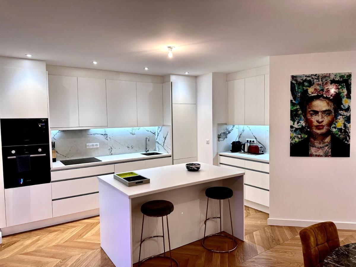 Bel Appartement Avec Parking Au Coeur De Reims Eksteriør billede